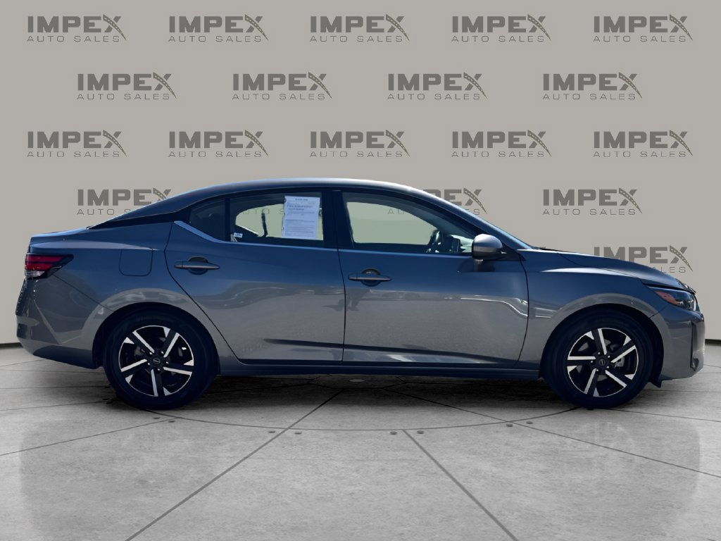 Used 2025 Nissan Sentra SV FWD image 6