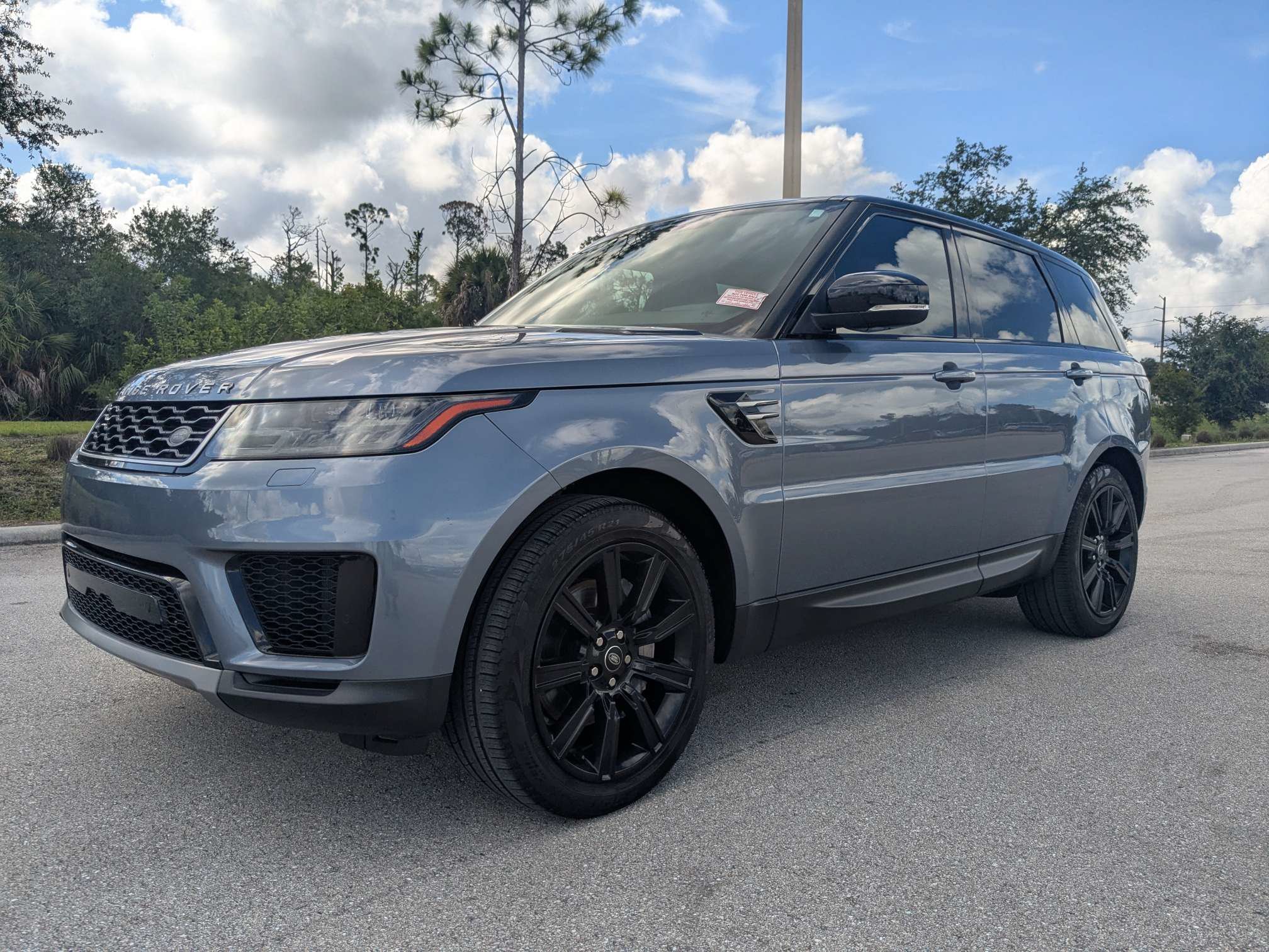 Used 2022 Land Rover Range Rover Sport SE AWD/4WD image 9