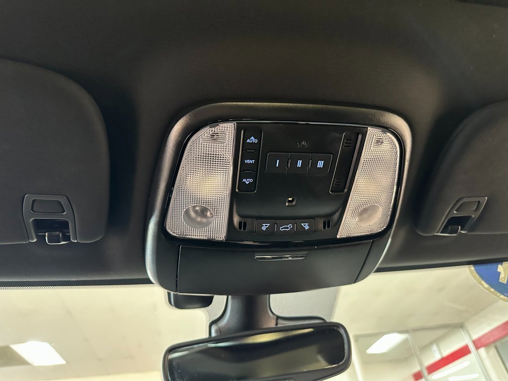 Certified 2024 Dodge Durango GT image 36