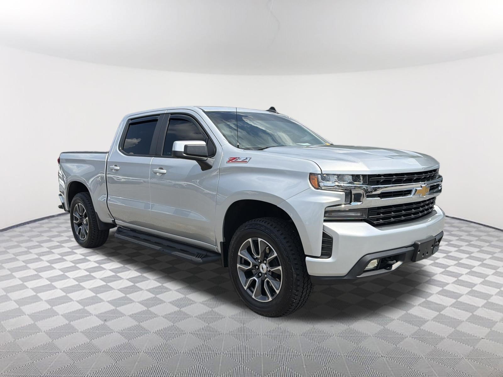 Used 2021 Chevrolet Silverado 1500 RST w/ Z71 Off-Road Package AWD/4WD image 3