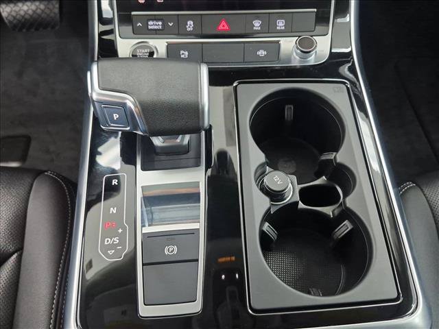 Used 2023 Audi Q8 Premium Plus AWD/4WD image 12