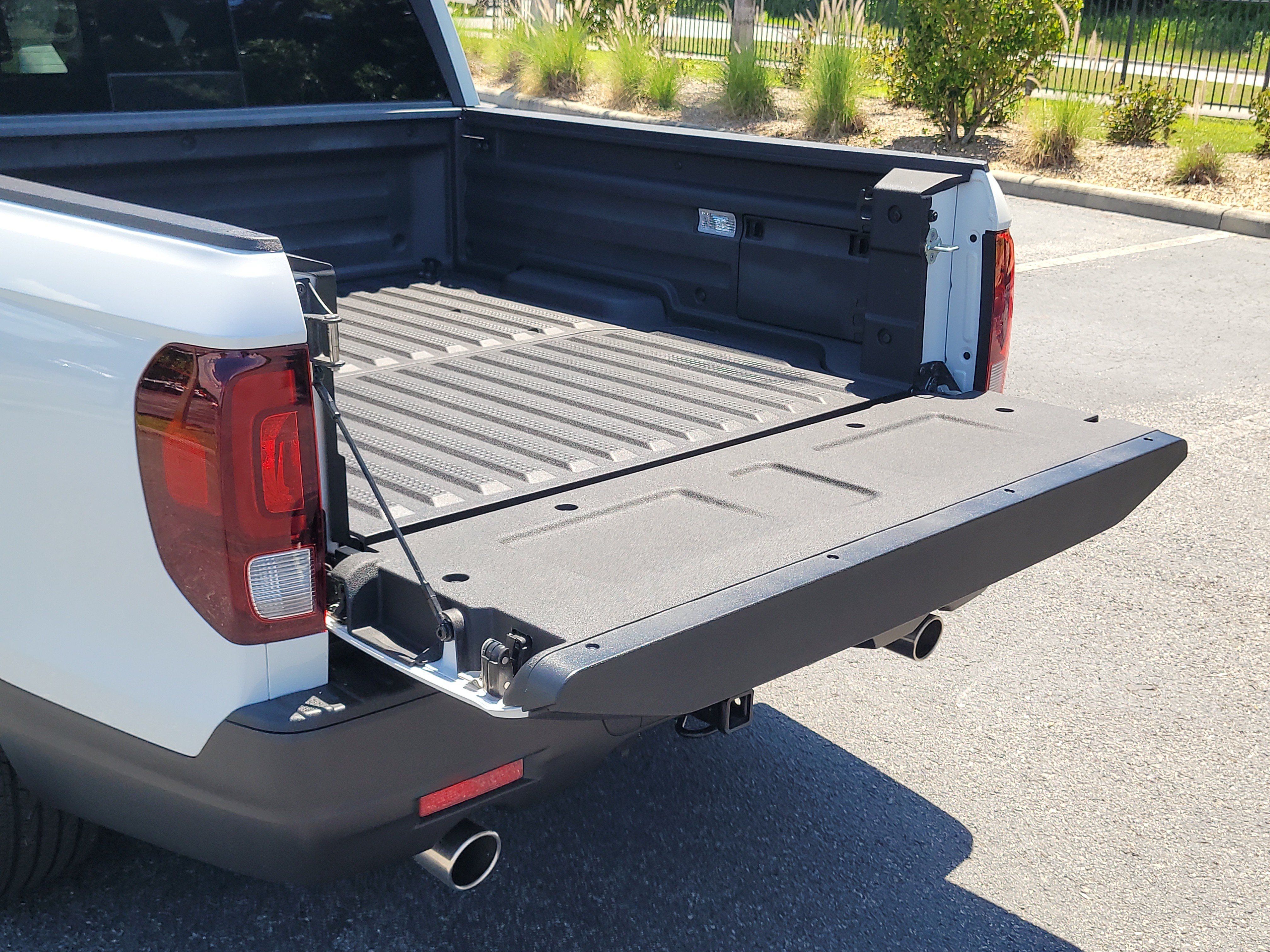 Used 2023 Honda Ridgeline RTL image 12