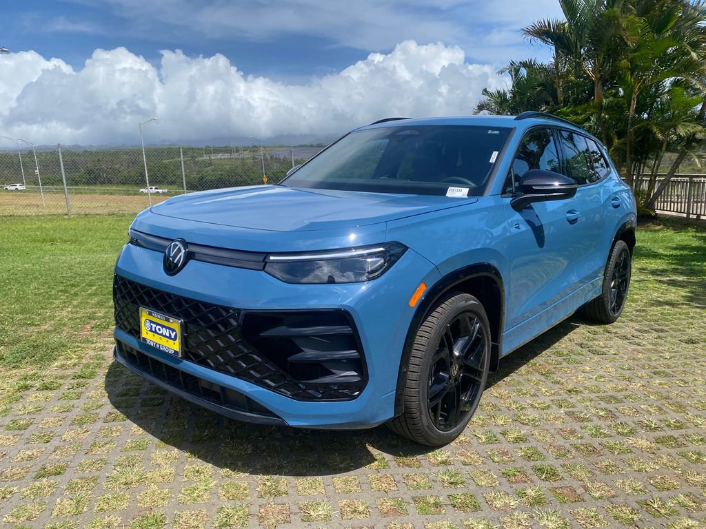 New 2026 Volkswagen Tiguan SE R-Line FWD image 21