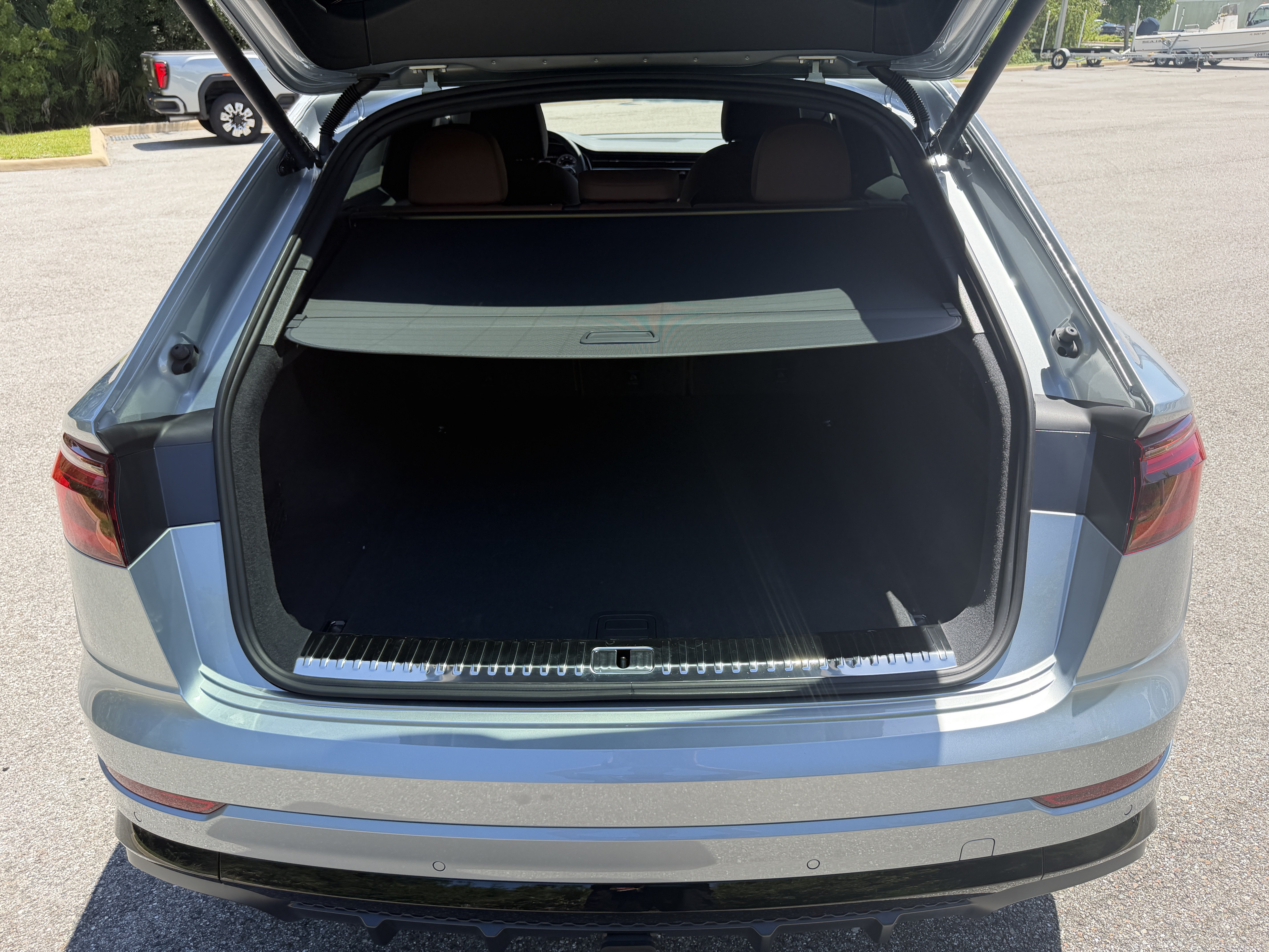 New 2027 Audi Q8 Premium AWD/4WD image 12