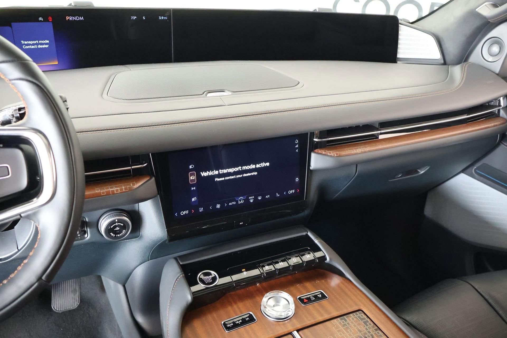 New 2026 Lincoln Navigator L Black Label AWD/4WD image 5