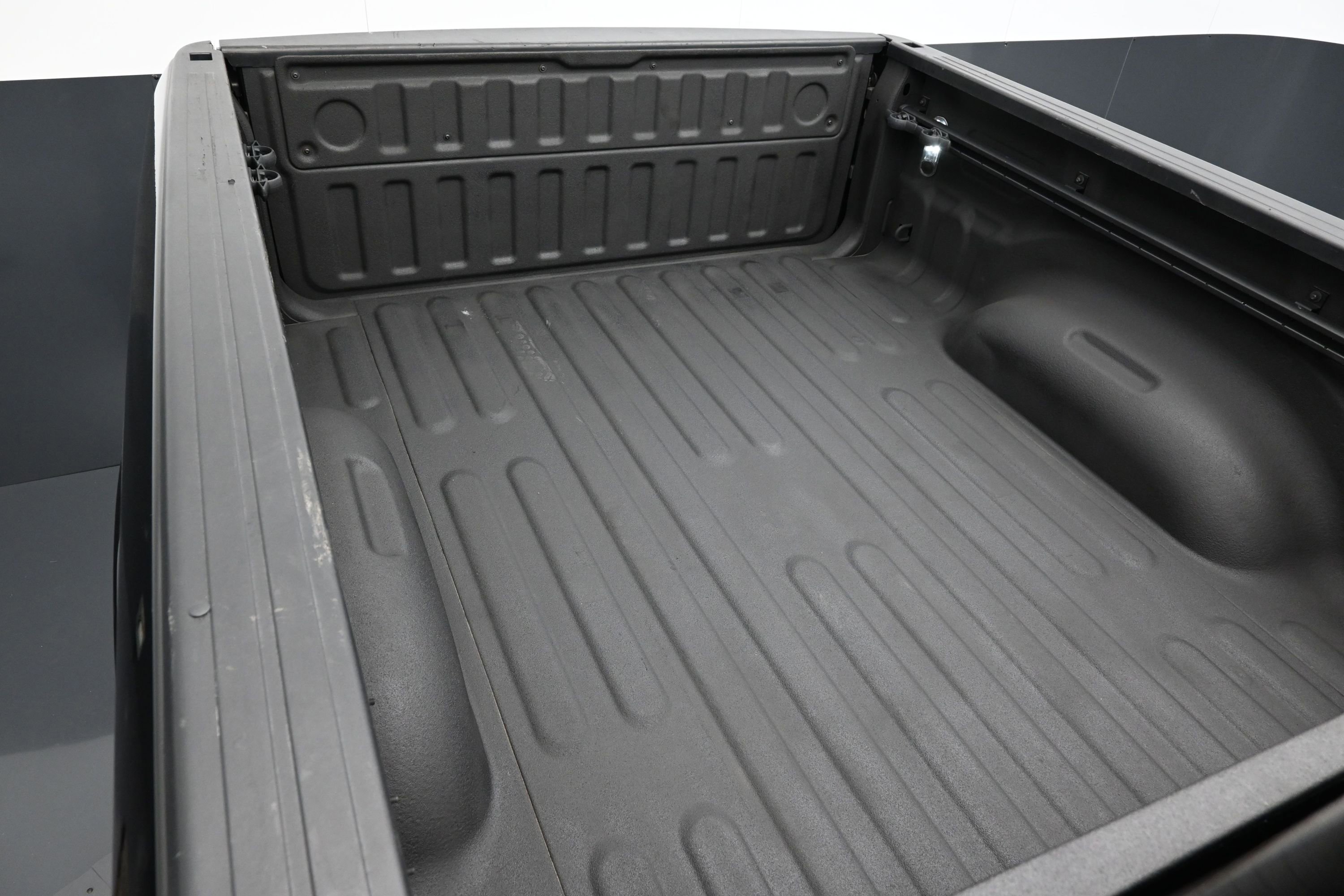 Used 2022 RAM 1500 Laramie AWD/4WD image 42