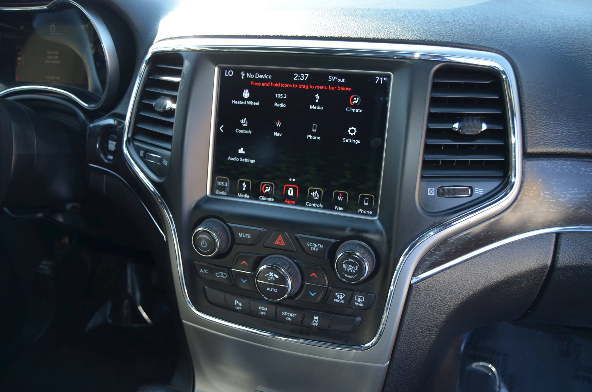 Used 2018 Jeep Grand Cherokee Limited RWD image 25