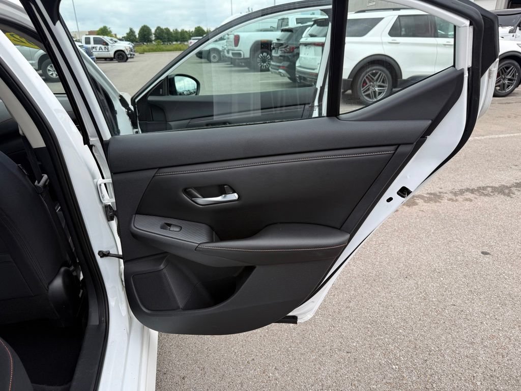 Used 2021 Nissan Sentra SR FWD image 22