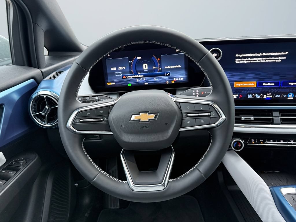 New 2026 Chevrolet Equinox EV LT w/ Convenience Package II AWD/4WD image 12