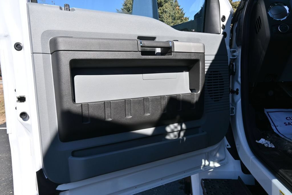 New 2026 Ford F750 2WD SuperCab Super Duty image 23