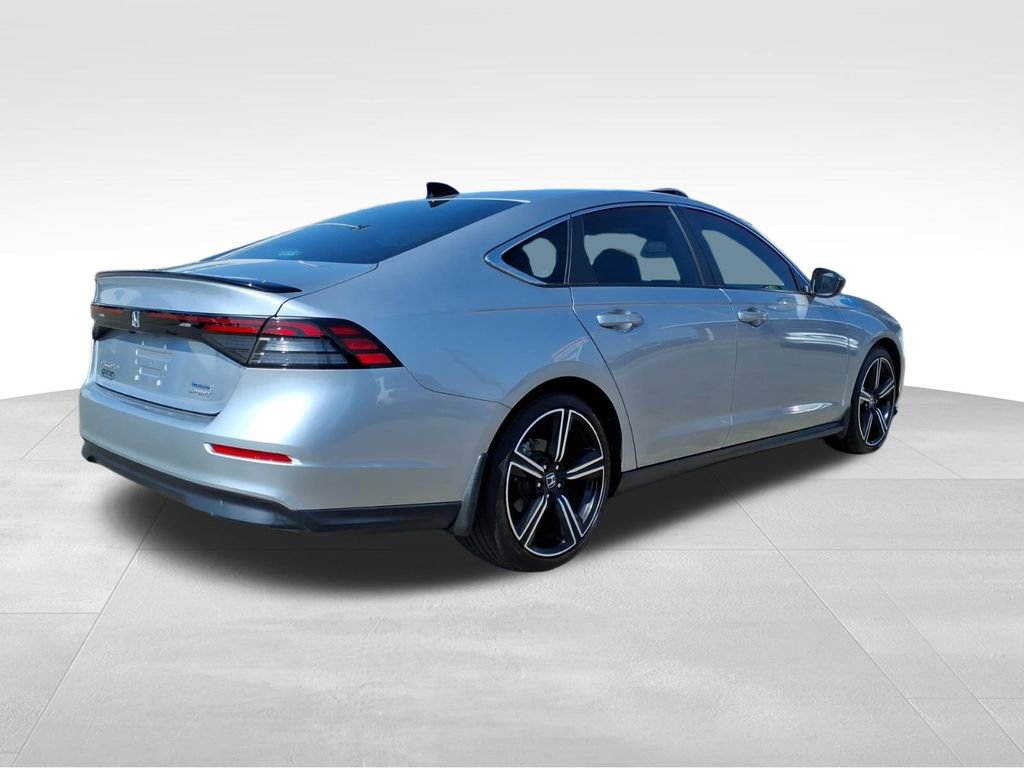 Used 2023 Honda Accord Sport image 25