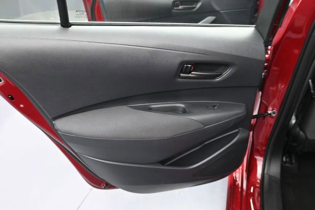 Used 2025 Toyota Corolla LE FWD image 27