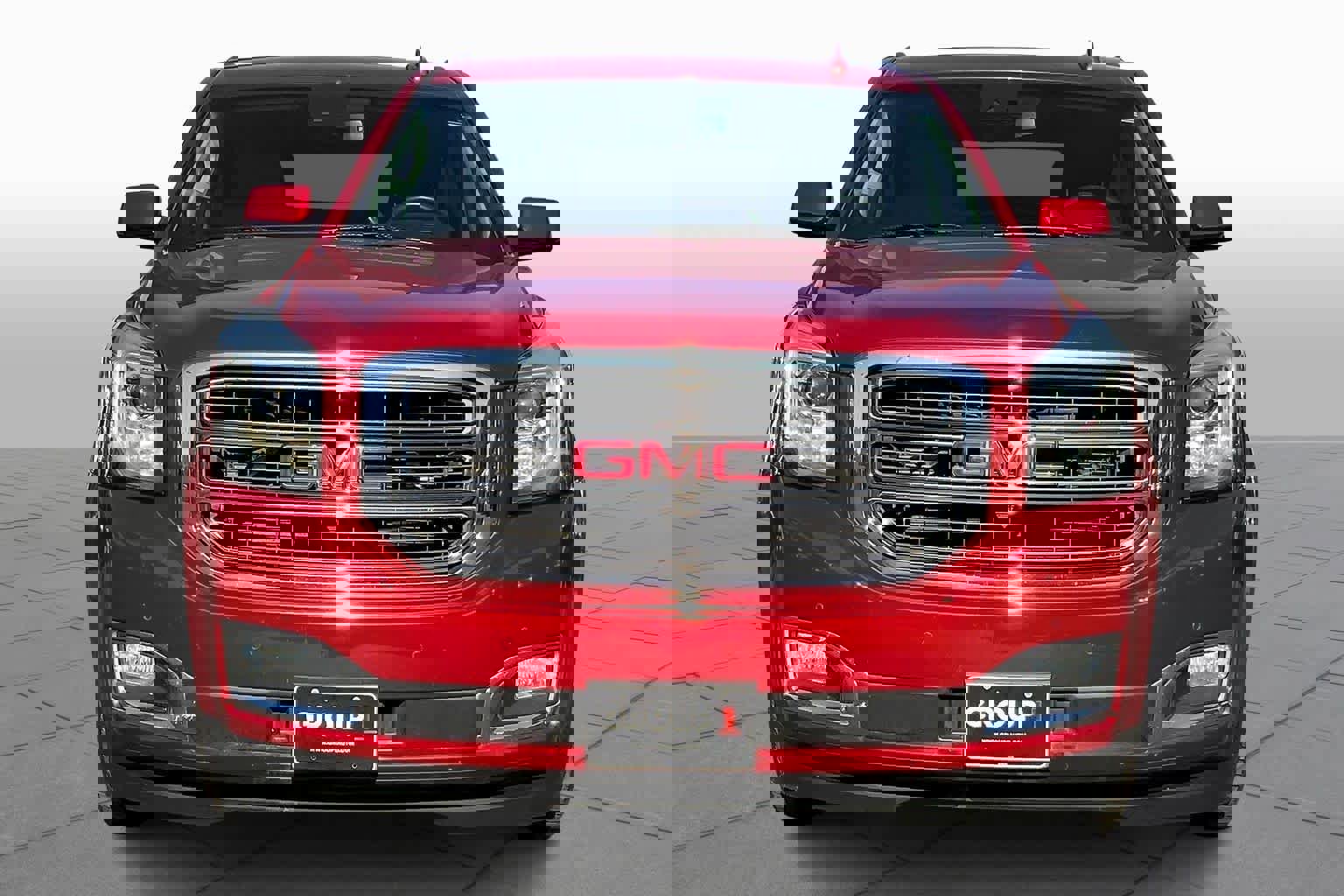 Used 2015 GMC Yukon SLT w/ HD Trailering Package image 3