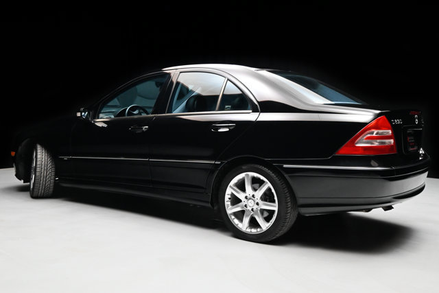Used 2003 Mercedes-Benz C 230 Sedan image 19