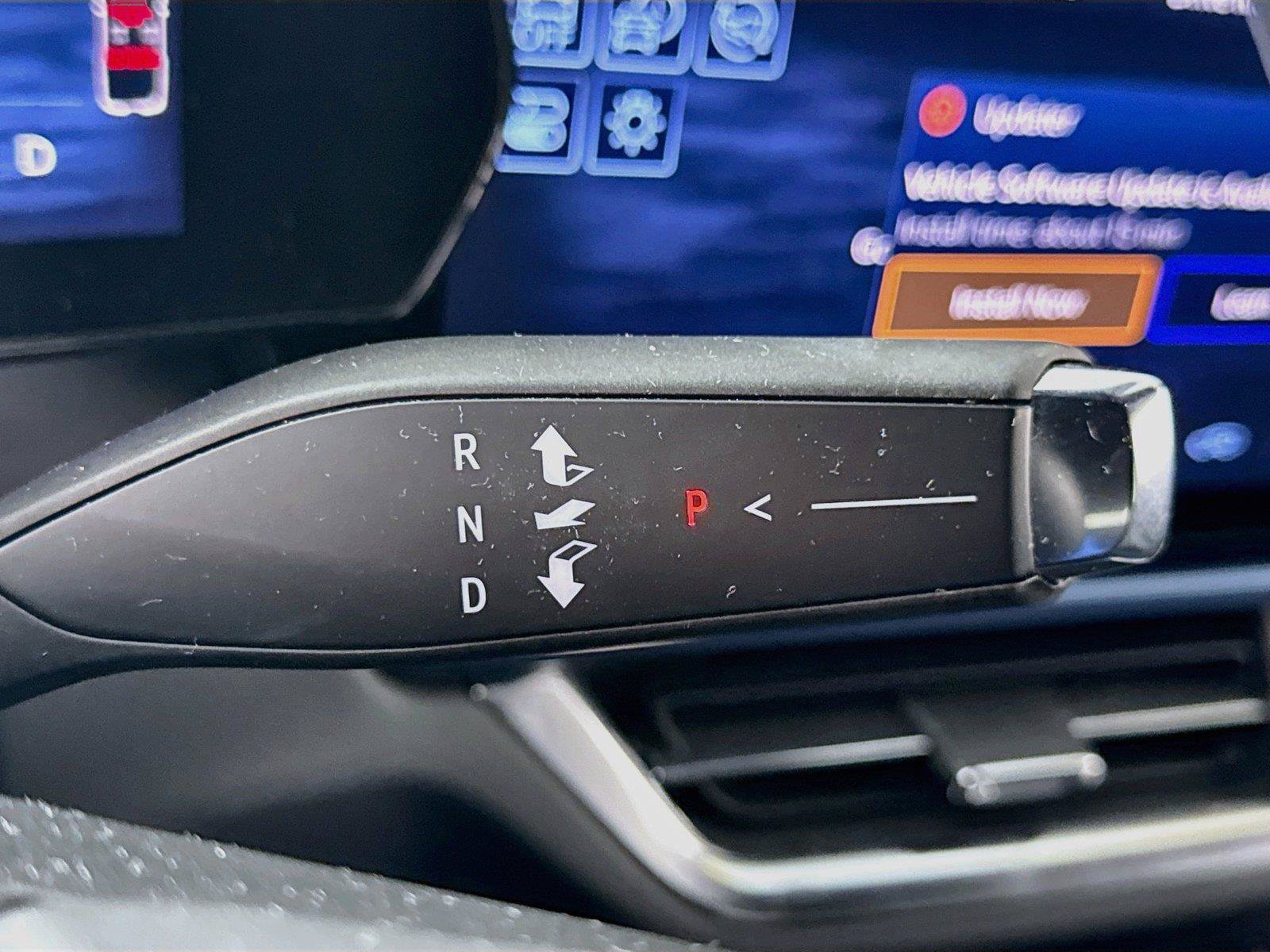 Used 2024 Chevrolet Equinox EV LT AWD/4WD image 11