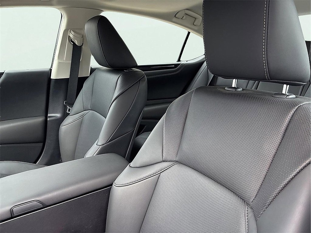 Used 2021 Lexus ES 350 w/ Premium Package image 15