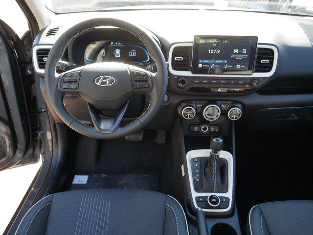 New 2026 Hyundai Venue SEL FWD image 7