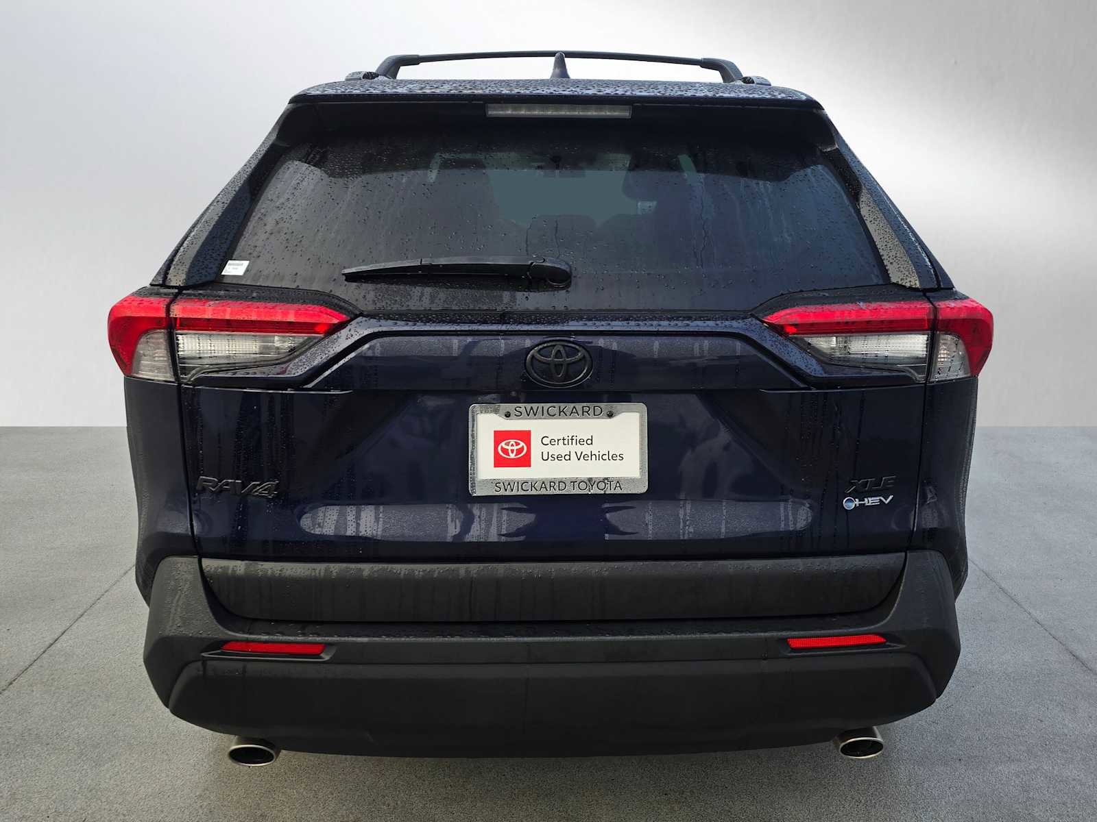 Used 2025 Toyota RAV4 XLE image 4