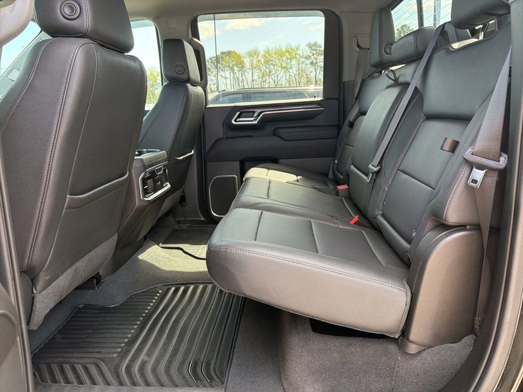 Used 2024 Chevrolet Silverado 3500 LTZ w/ LTZ Plus Package image 27