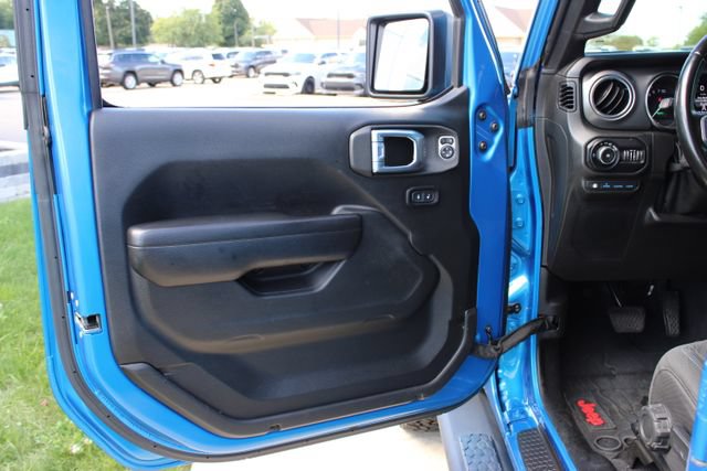 Used 2021 Jeep Wrangler Unlimited Rubicon 4xe w/ Safety Group AWD/4WD image 11