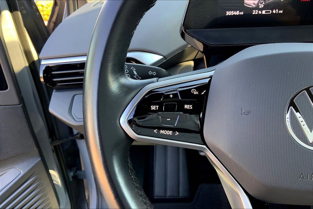 Certified 2022 Volkswagen ID.4 Pro image 18