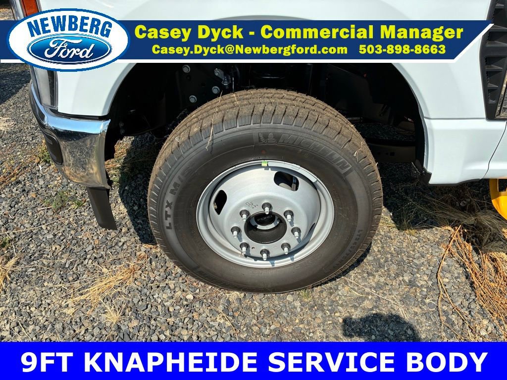 New 2025 Ford F350 XL w/ XL Chrome Package image 9