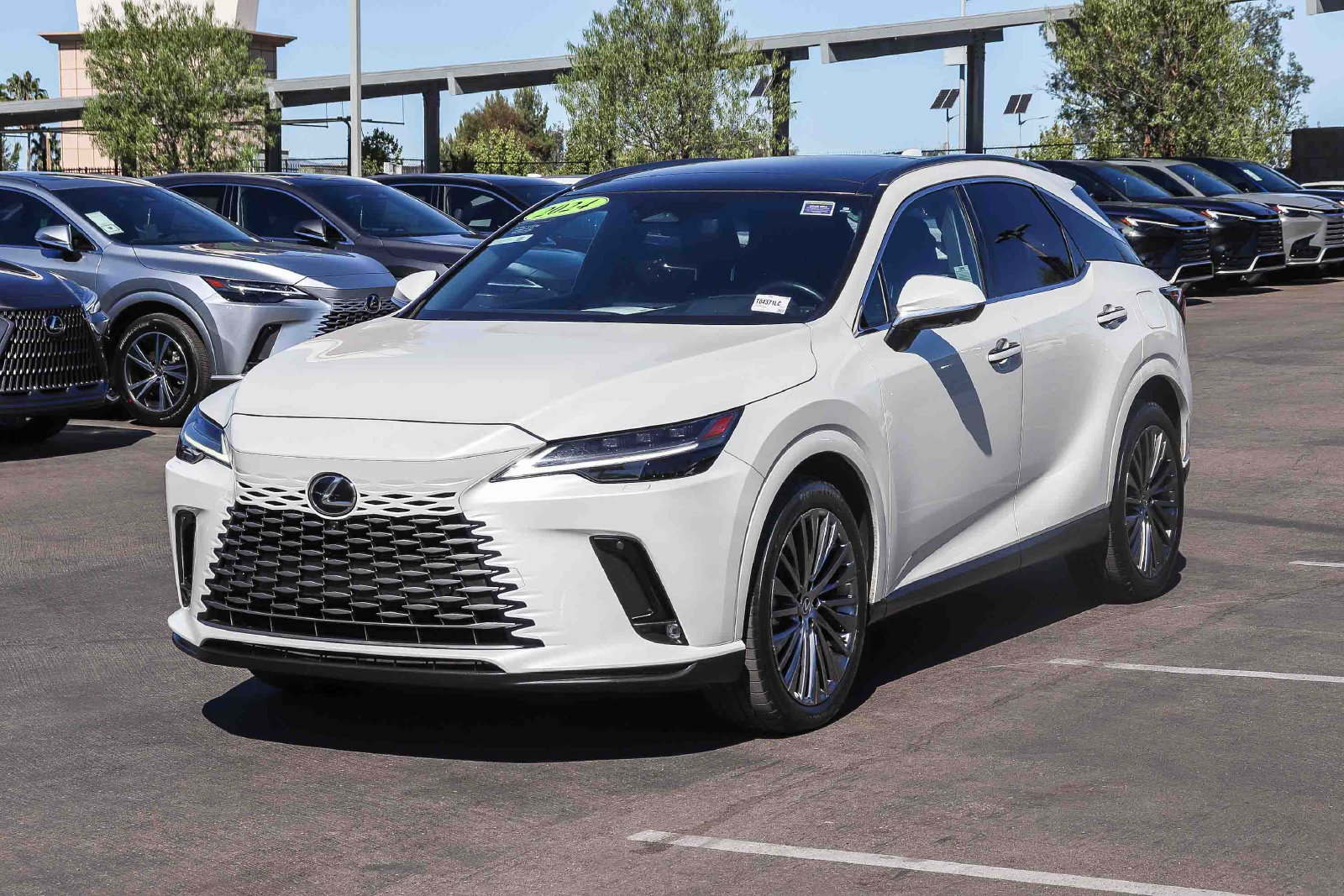Certified 2024 Lexus RX 450h AWD w/ Convenience Package image 3