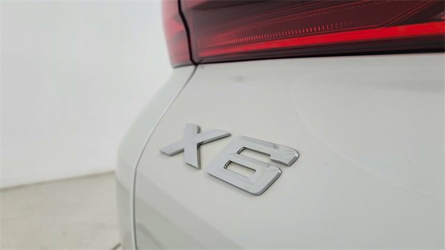 Used 2025 BMW X6 xDrive40i image 18