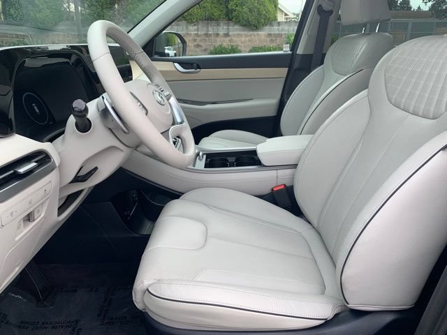 Certified 2024 Hyundai Palisade Limited AWD/4WD image 15