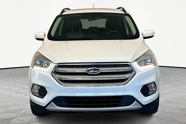 Used 2019 Ford Escape SEL image 3