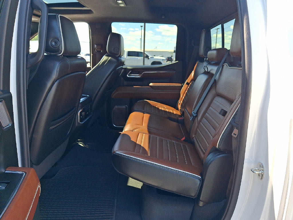 Used 2024 GMC Sierra 1500 Denali Ultimate AWD/4WD image 11