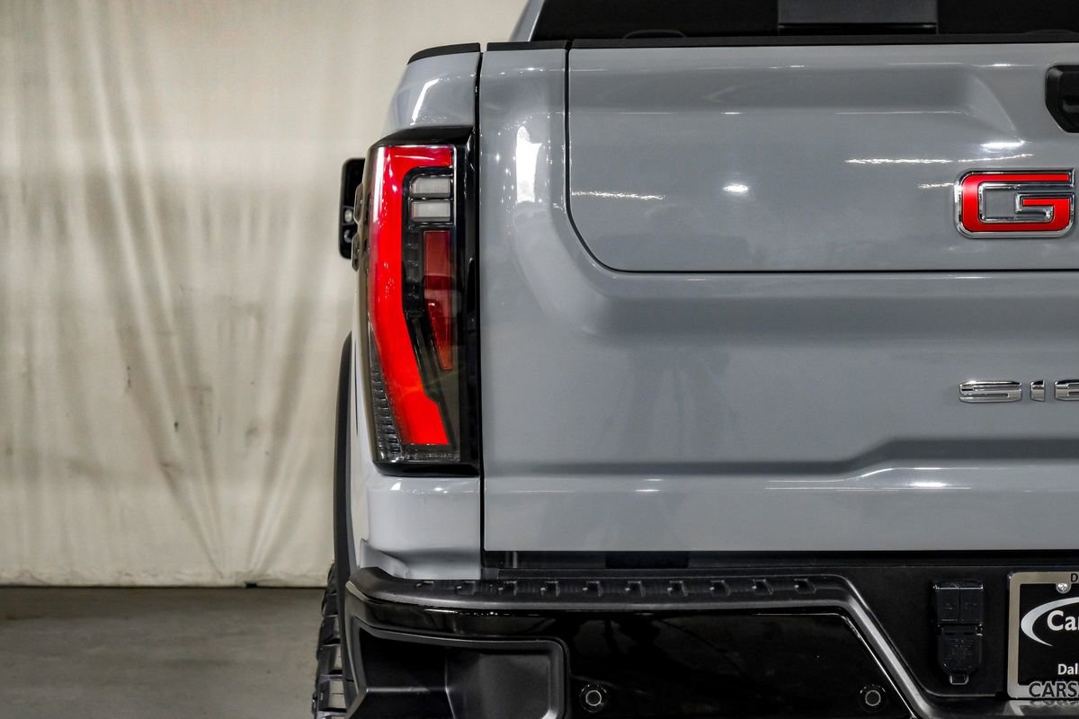 Used 2024 GMC Sierra 2500 AT4X image 41