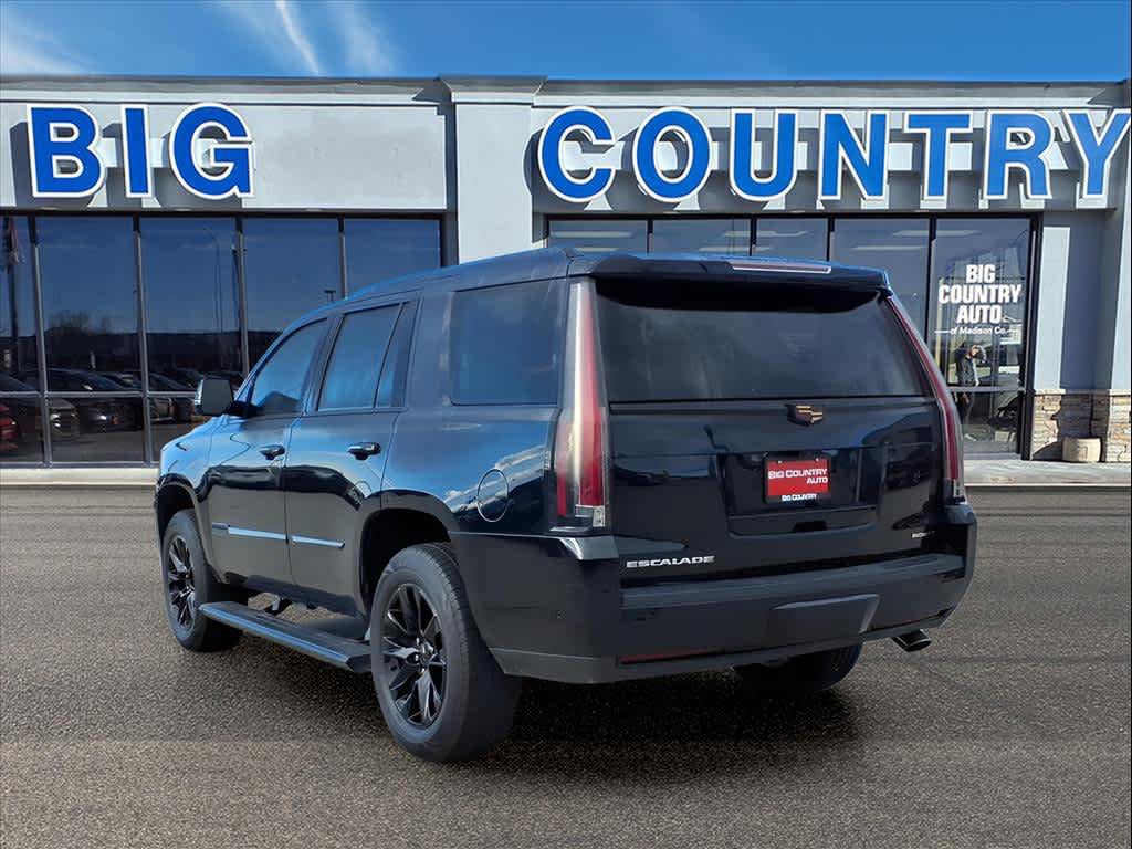 Used 2019 Cadillac Escalade Premium Luxury image 3