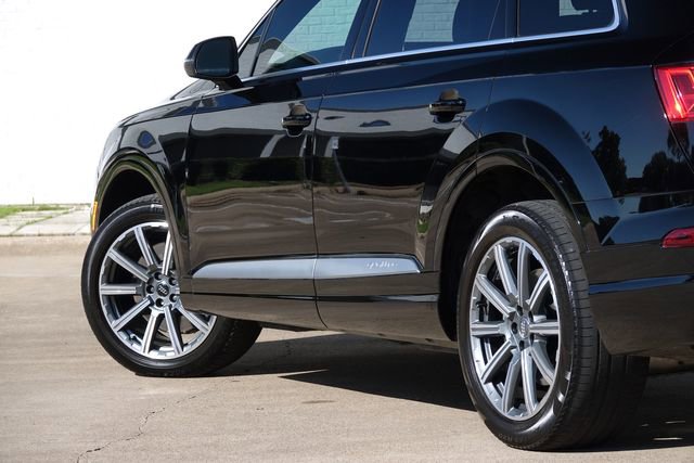 Used 2018 Audi Q7 3.0T Prestige w/ Prestige Package image 24