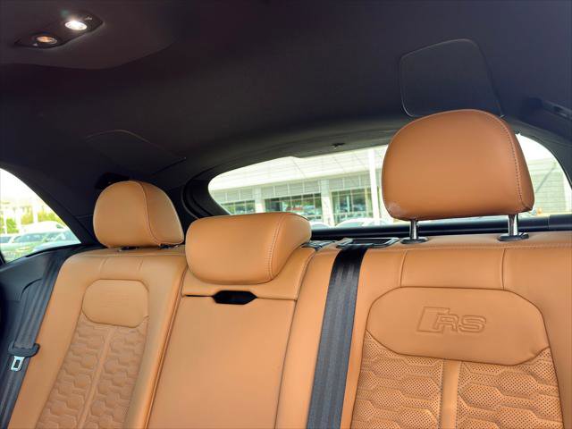 Certified 2023 Audi RS Q8 w/ Black Optic Package AWD/4WD image 33