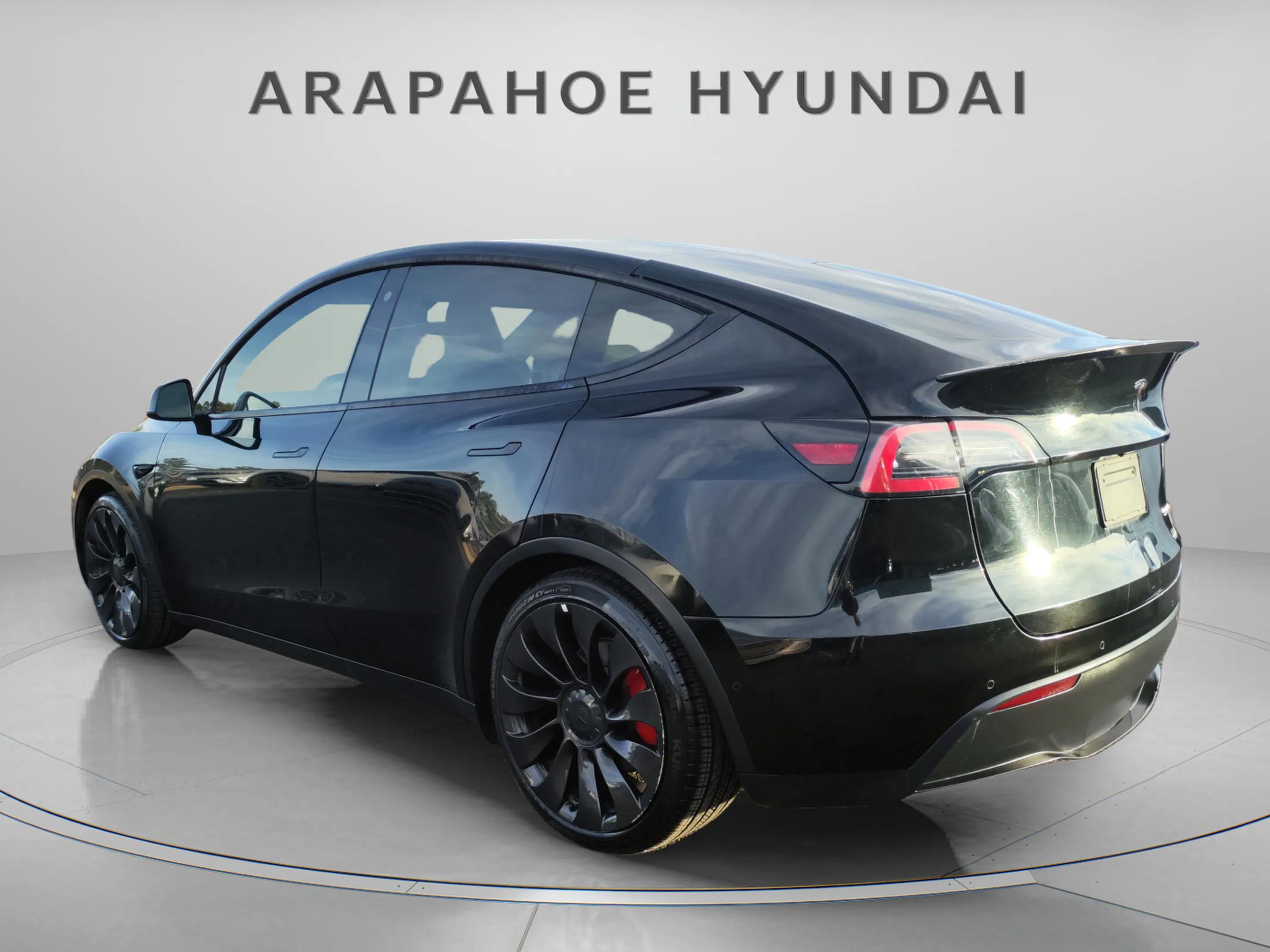 Used 2022 Tesla Model Y Performance image 3