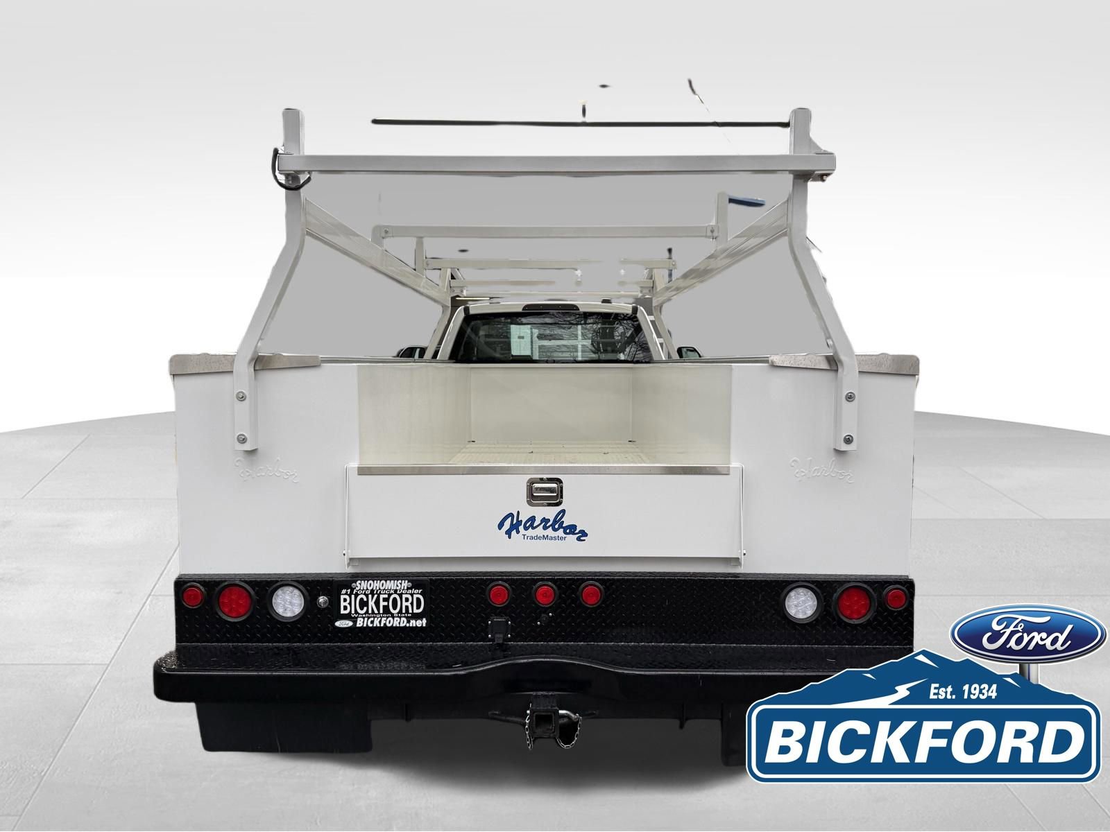 New 2025 Ford F550 2WD Regular Cab Super Duty image 6