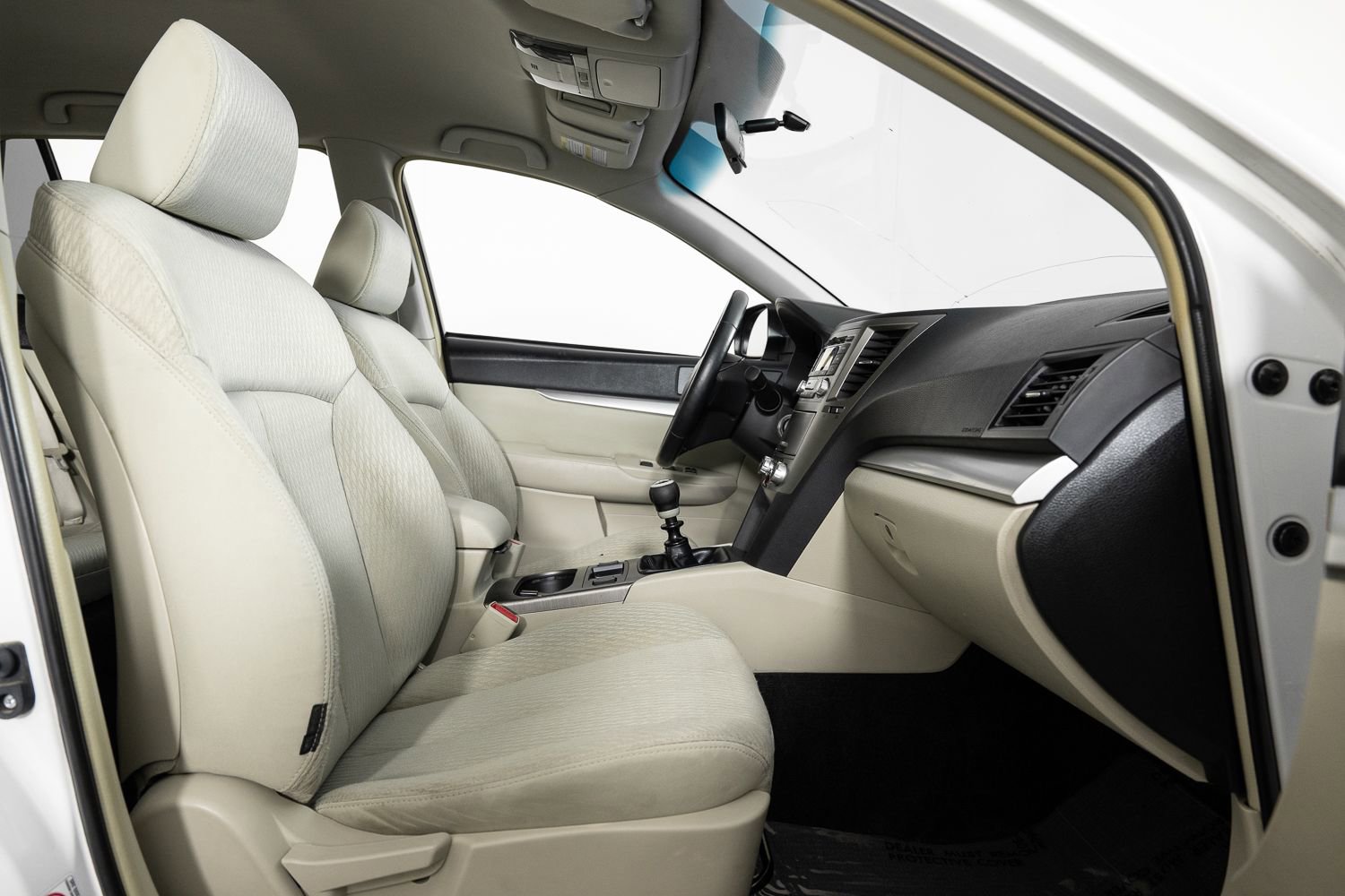 Used 2012 Subaru Outback 2.5i Premium w/ All-Weather Pkg image 27