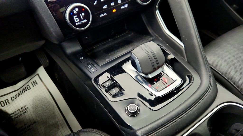 Used 2023 Jaguar E-PACE SE AWD/4WD image 17