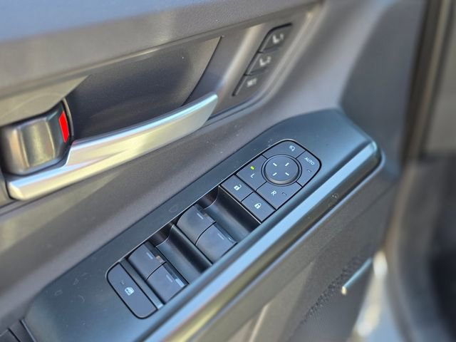 New 2026 Subaru Solterra Limited image 18