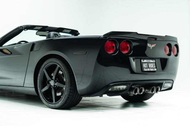 Used 2010 Chevrolet Corvette Convertible w/ Preferred Equipment Group RWD image 19