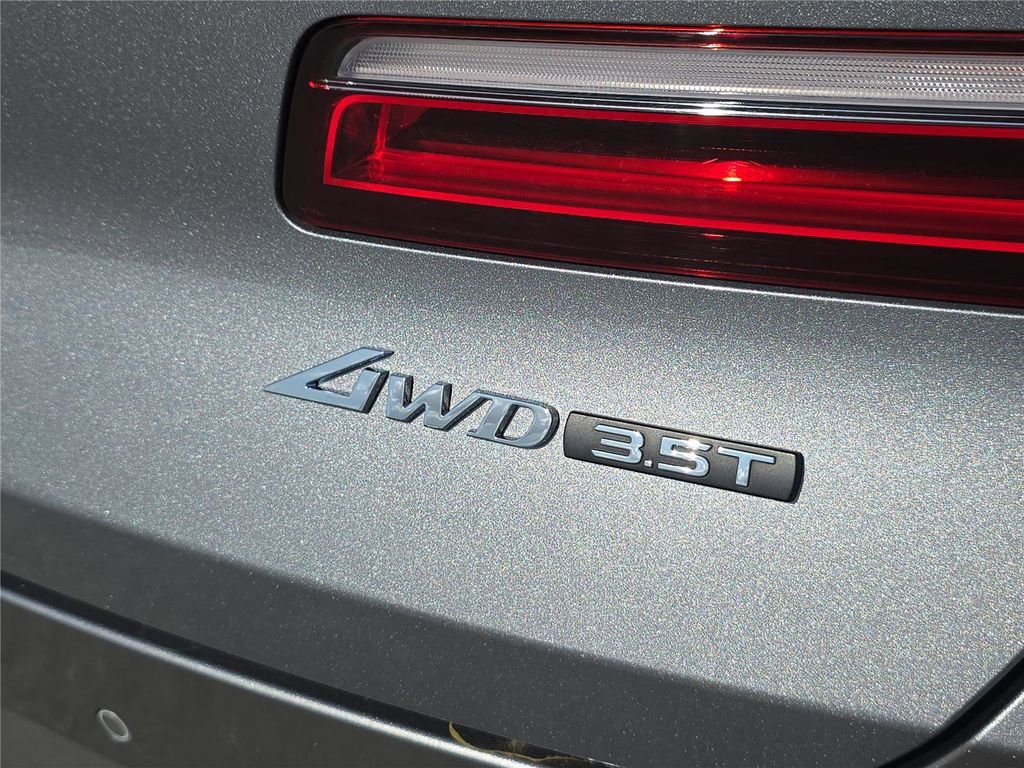 Used 2024 Genesis GV80 3.5T image 4