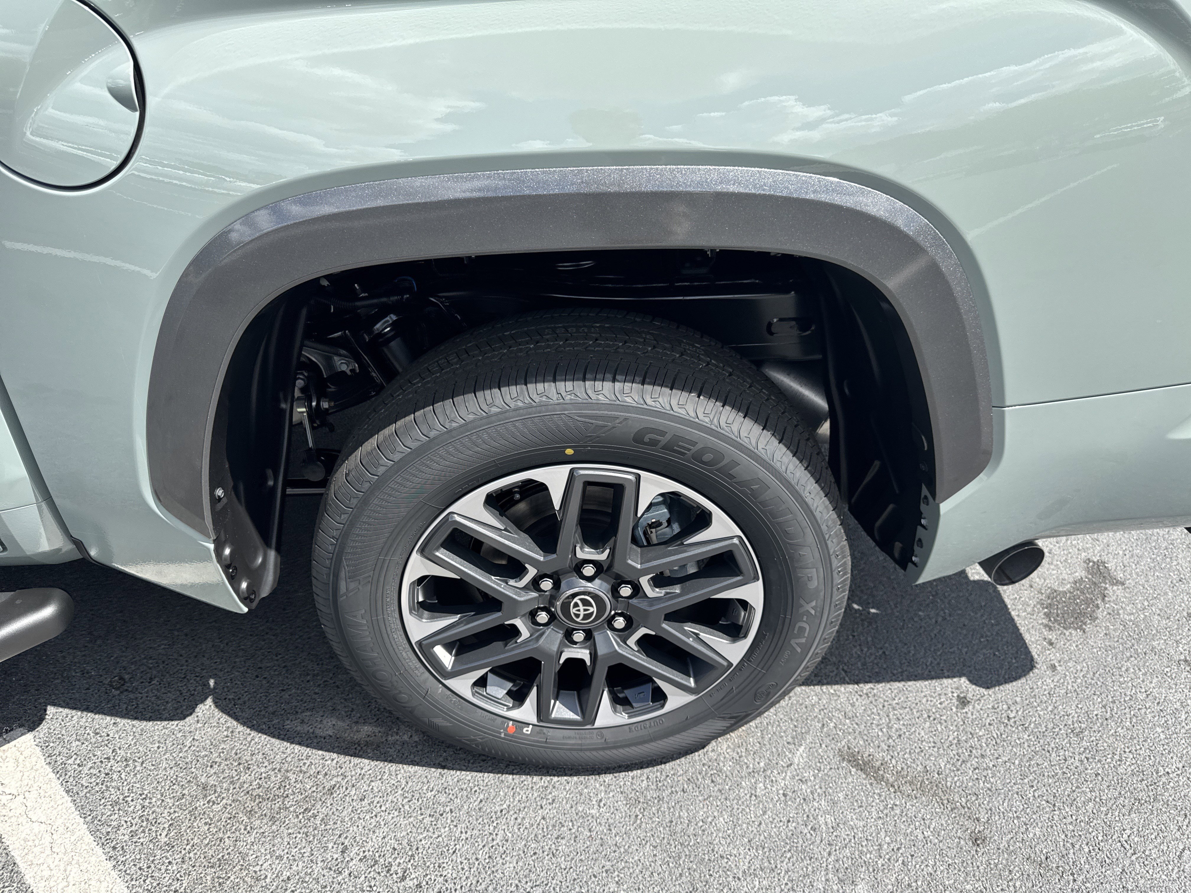 New 2026 Toyota Tundra Limited image 12