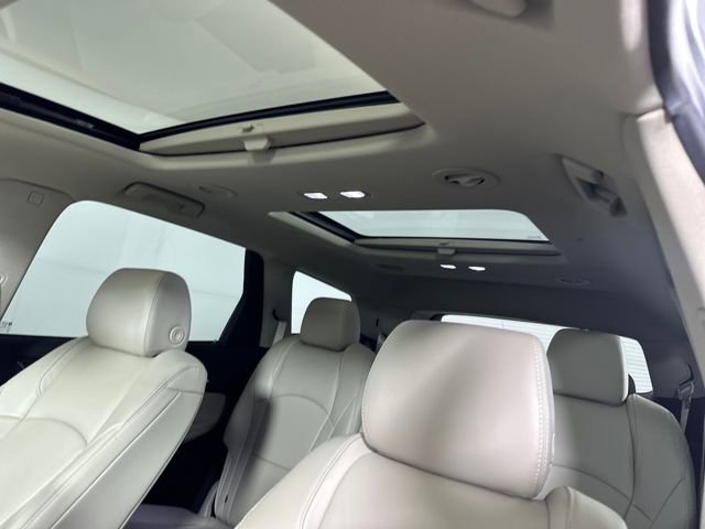 Used 2019 Buick Enclave Essence image 12