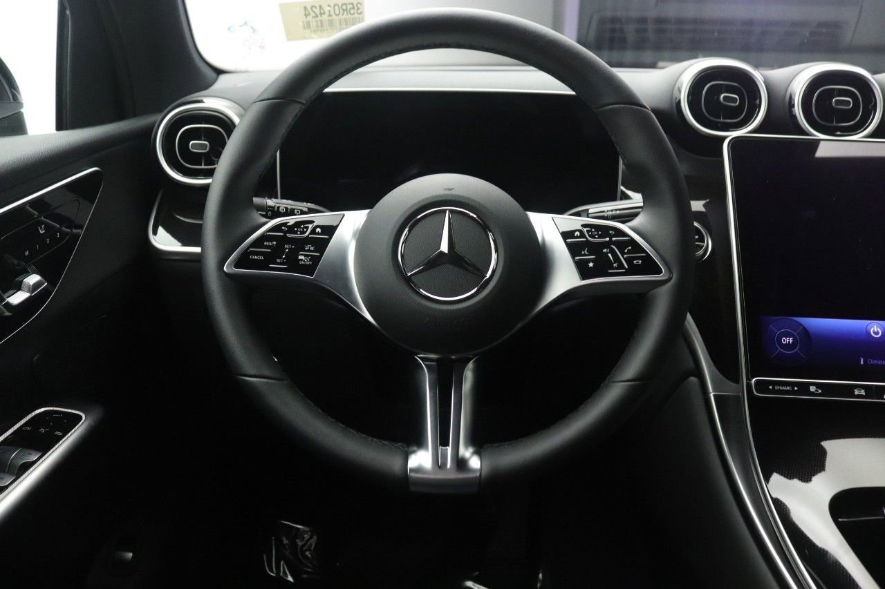 Certified 2026 Mercedes-Benz GLC 300 GLC 300 image 10