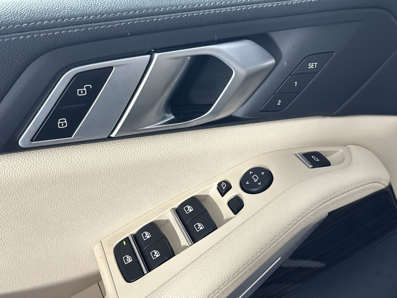 Used 2019 BMW X5 xDrive40i w/ Convenience Package image 13