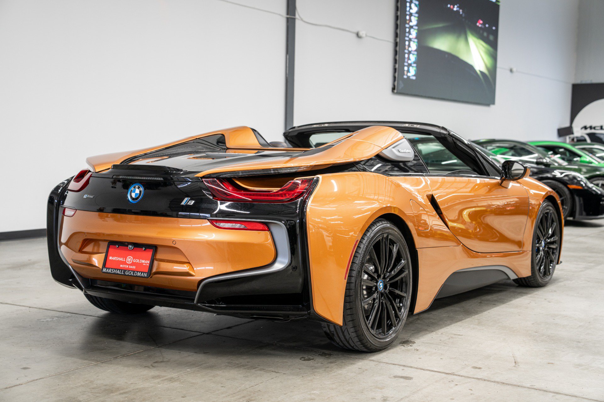 Used 2019 BMW i8 Roadster AWD/4WD image 8