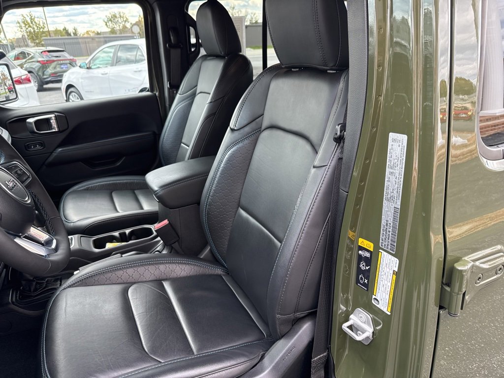 Used 2024 Jeep Wrangler High Altitude image 10