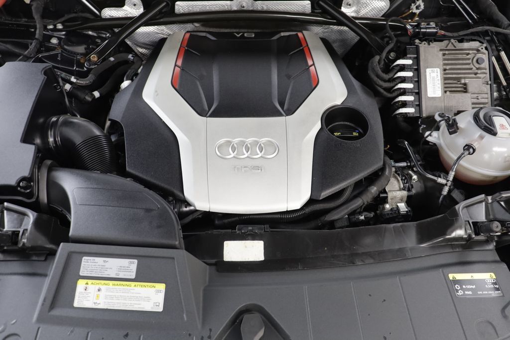 Used 2018 Audi SQ5 Prestige w/ Prestige Package AWD/4WD image 24