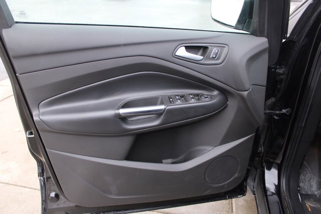 Used 2019 Ford Escape SEL image 20